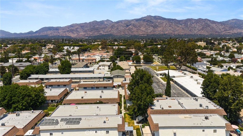 5582 Temple City Blvd