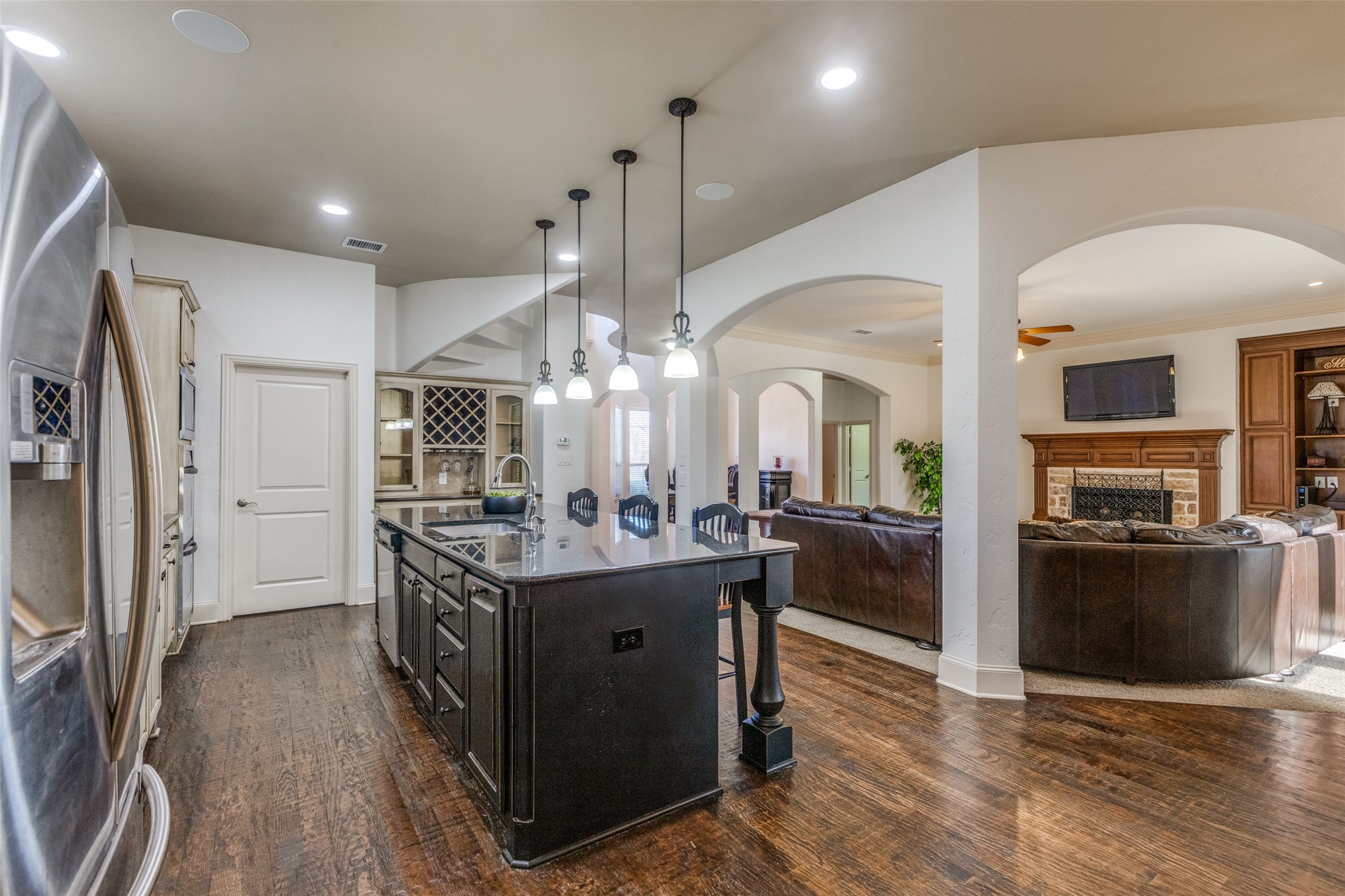9499 Alberta Court