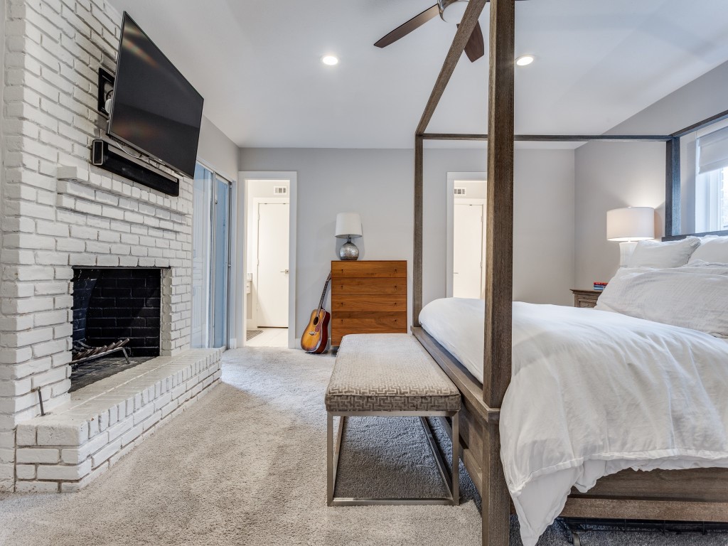 7231 Roundrock Road