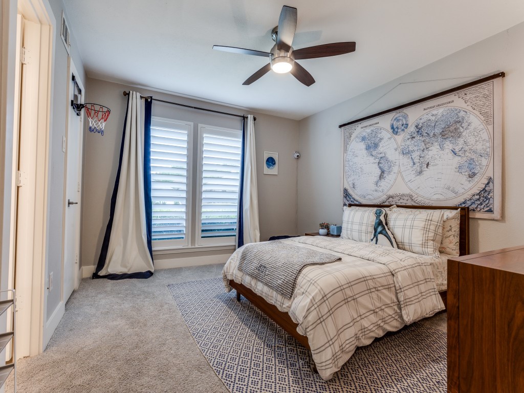 7231 Roundrock Road