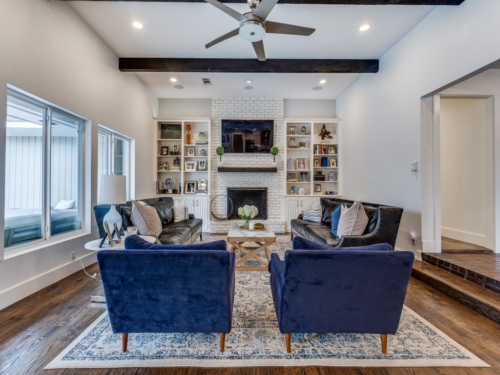 7231 Roundrock Road