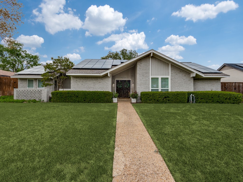 7231 Roundrock Road
