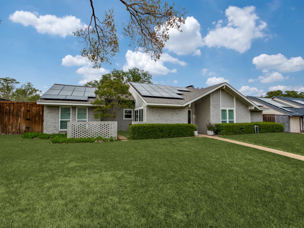 7231 Roundrock Road