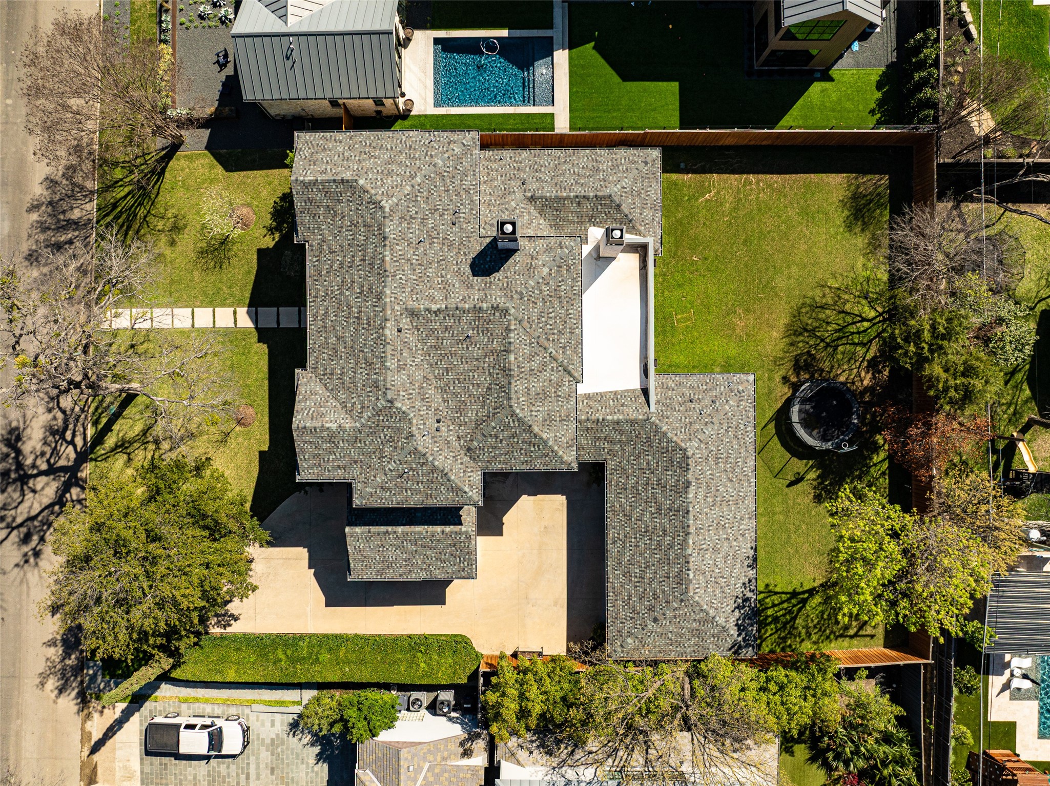 6711 Robin Road