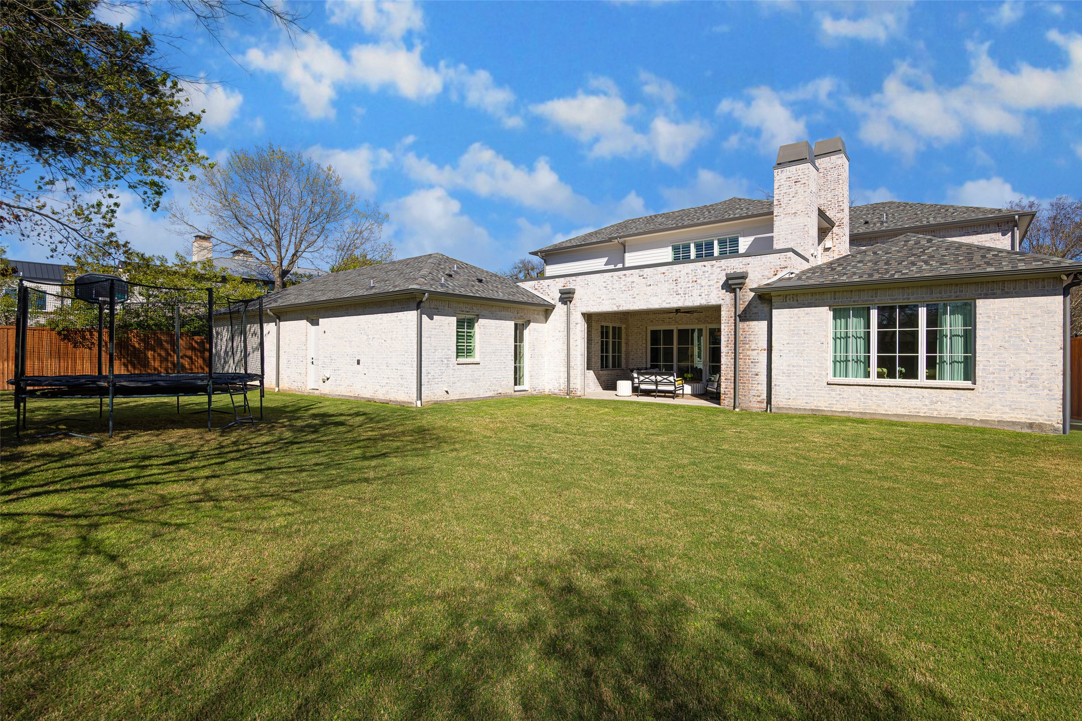 6711 Robin Road
