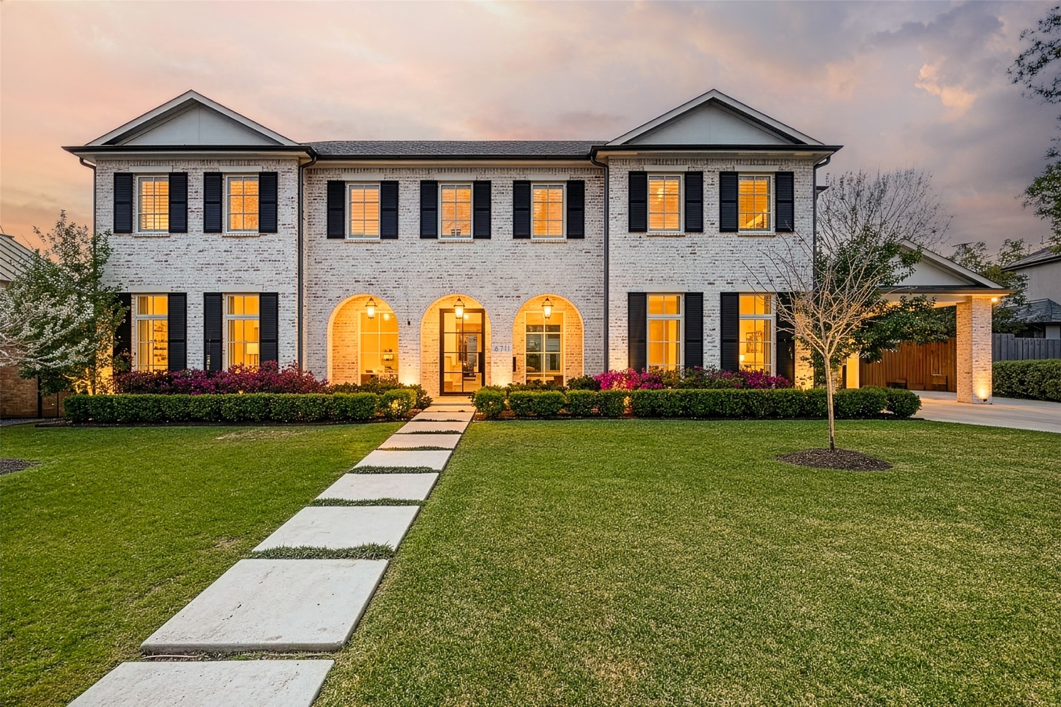 6711 Robin Road