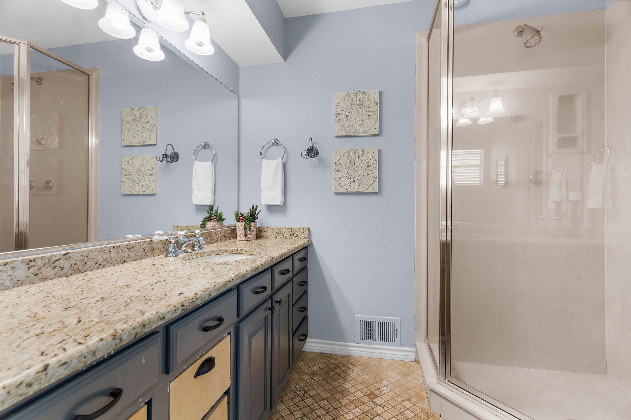 206 S Field Street (3% BAC)