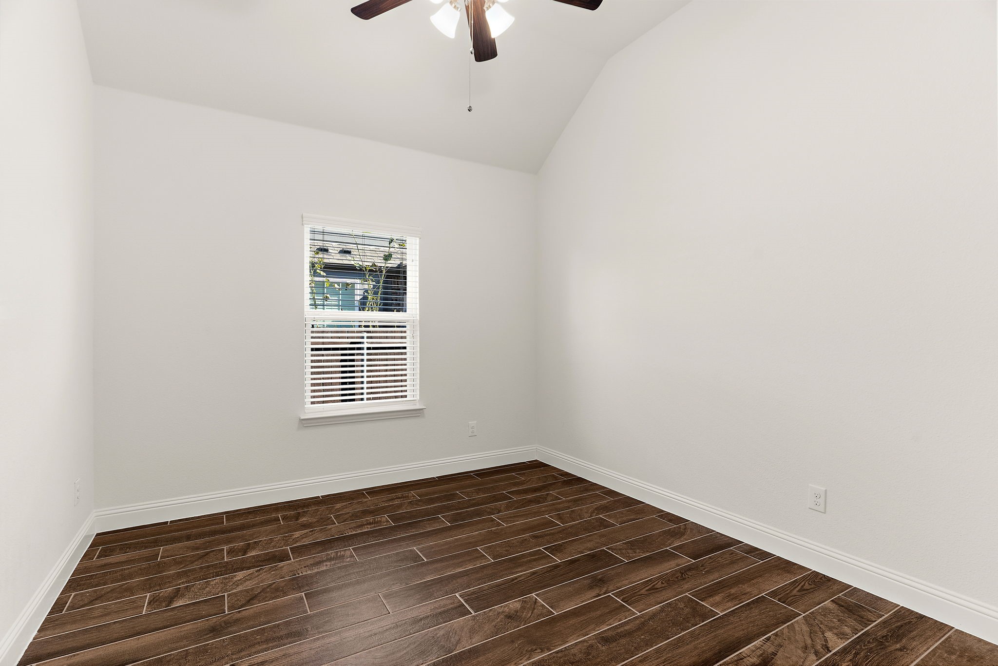 1421 Hodge Street (3% BAC)