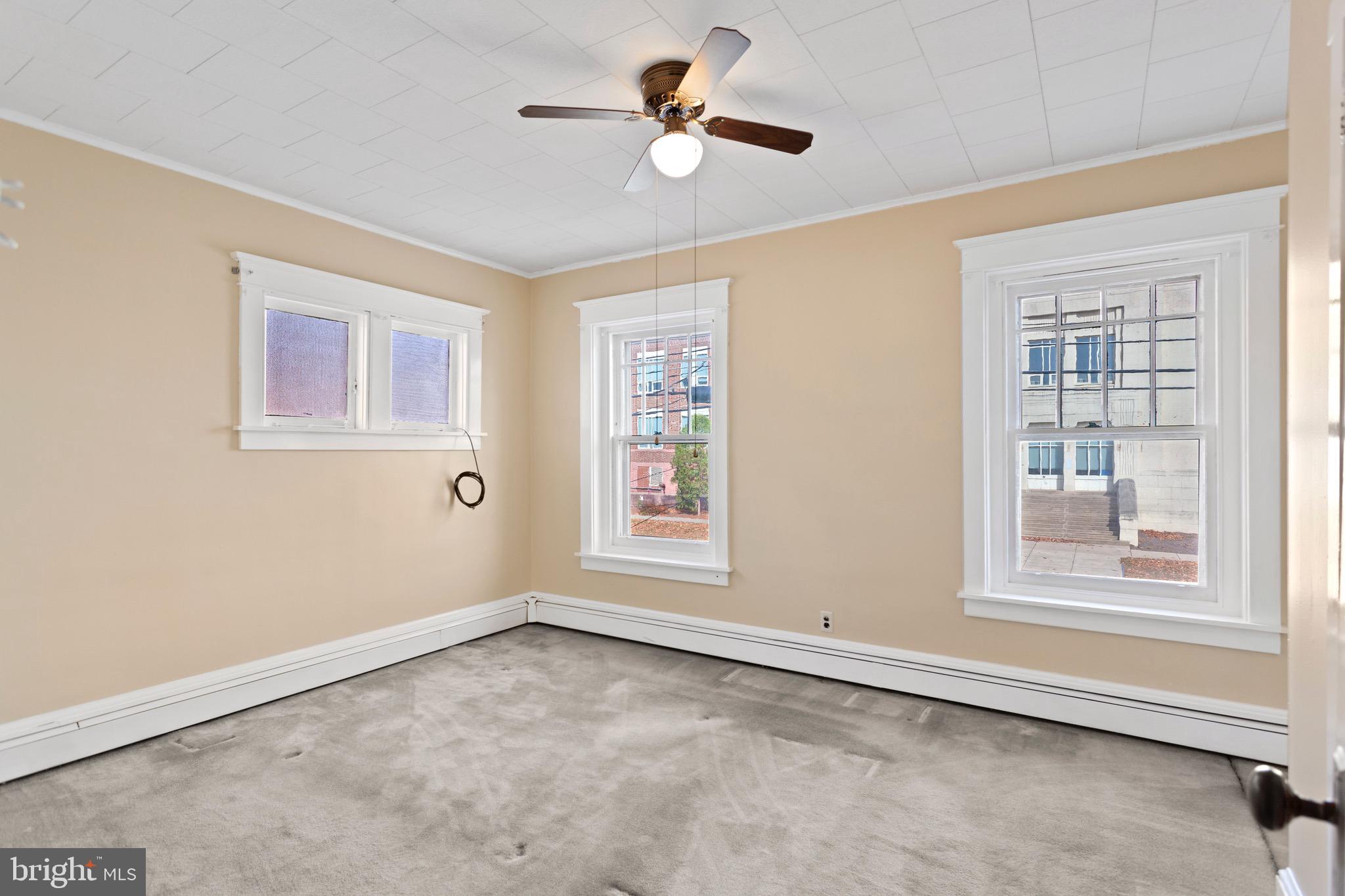 516 E 4TH STREET