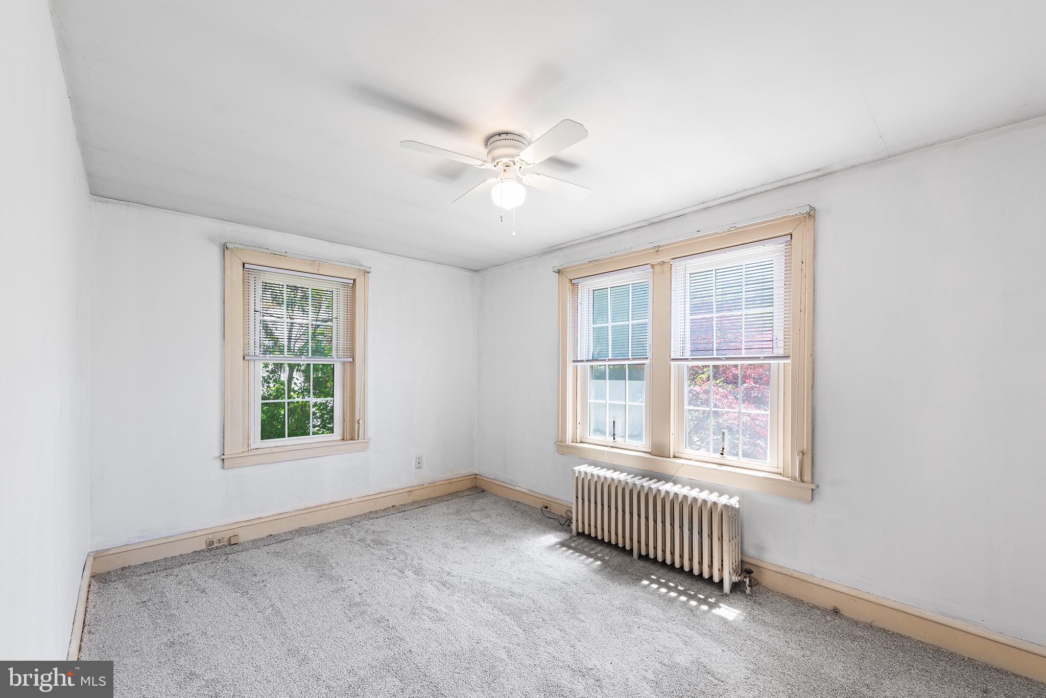 383 W PHILADELPHIA AVENUE