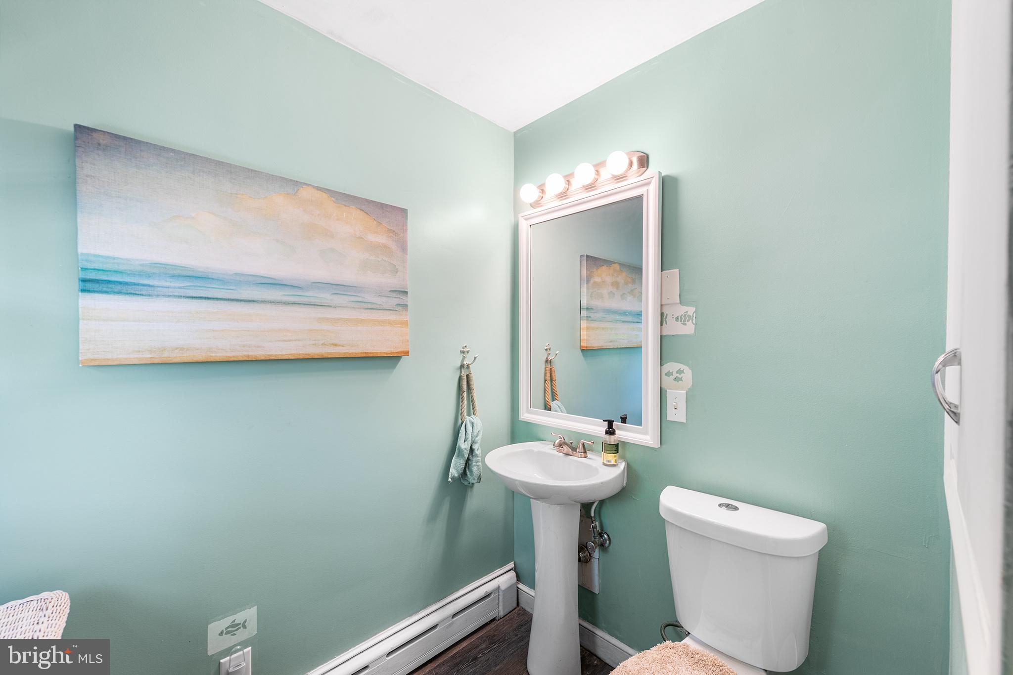 383 W PHILADELPHIA AVENUE