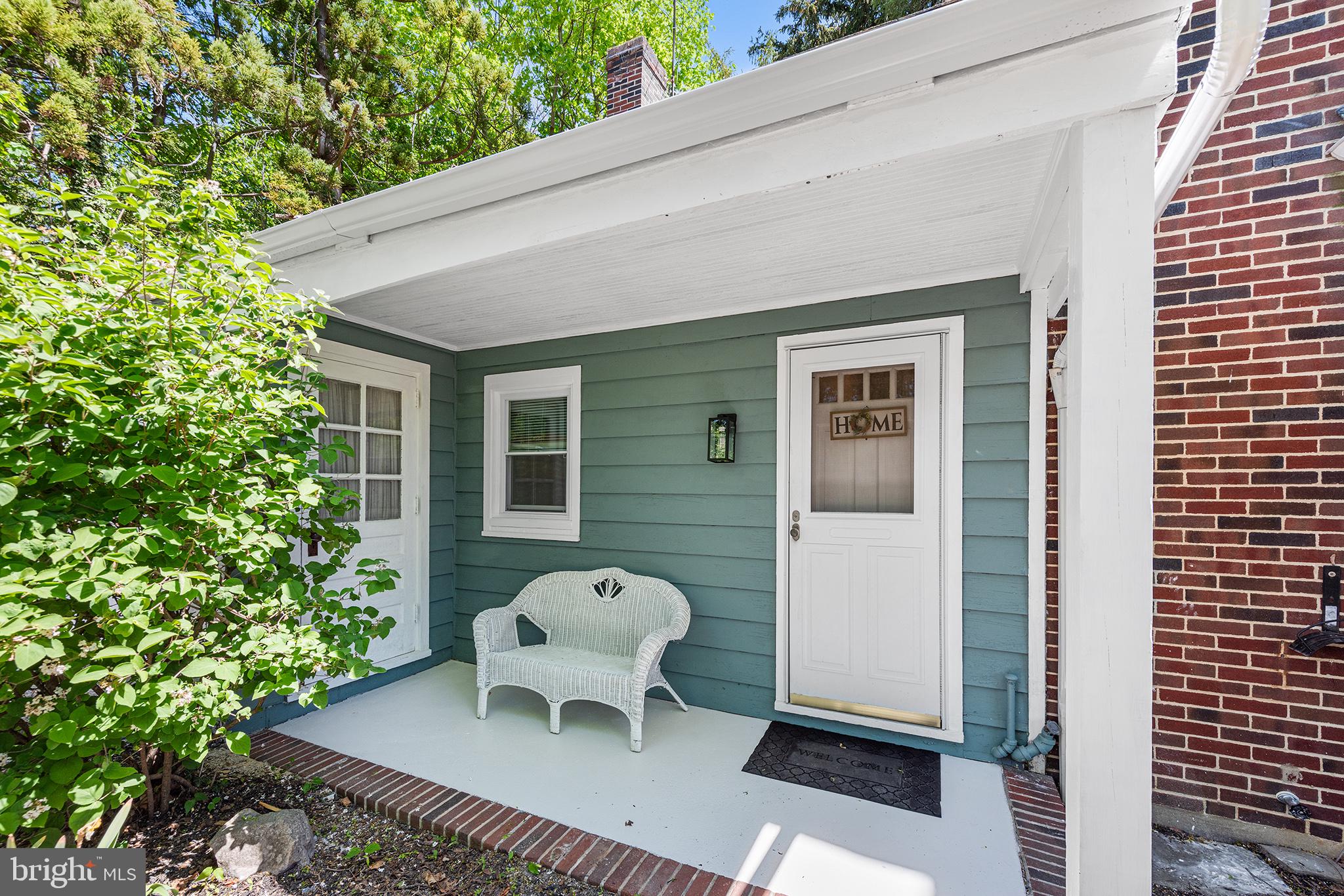 383 W PHILADELPHIA AVENUE