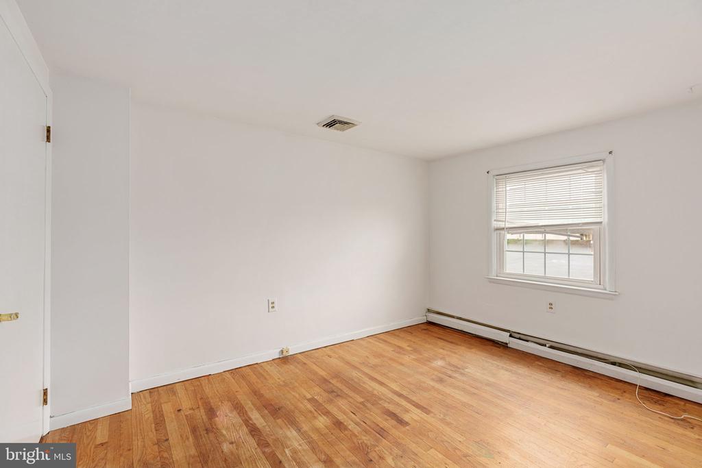 507 E 2ND STREET