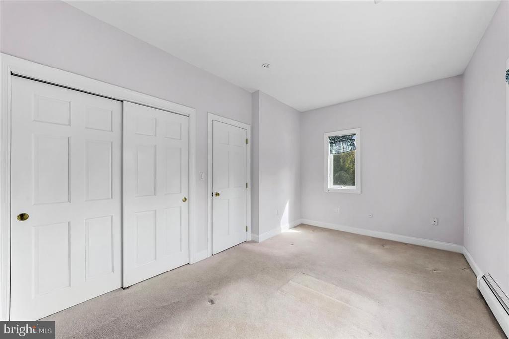 26 SAPPHIRE LANE