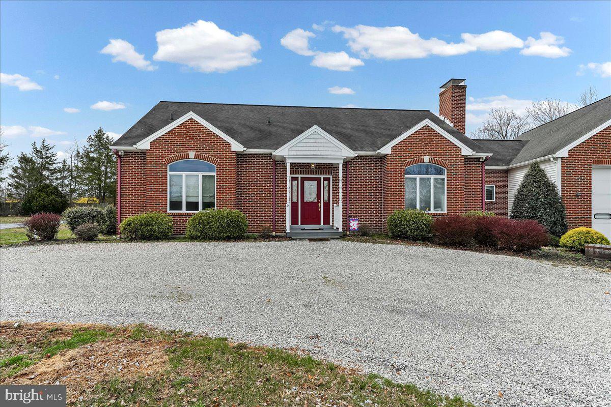 26 SAPPHIRE LANE