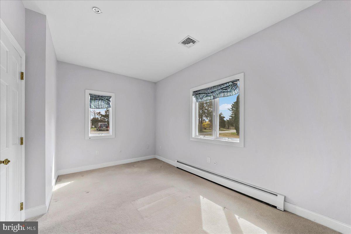 26 SAPPHIRE LANE