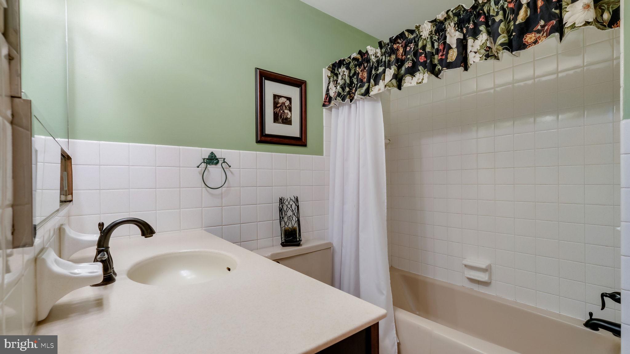 106 LANGHORNE AVENUE