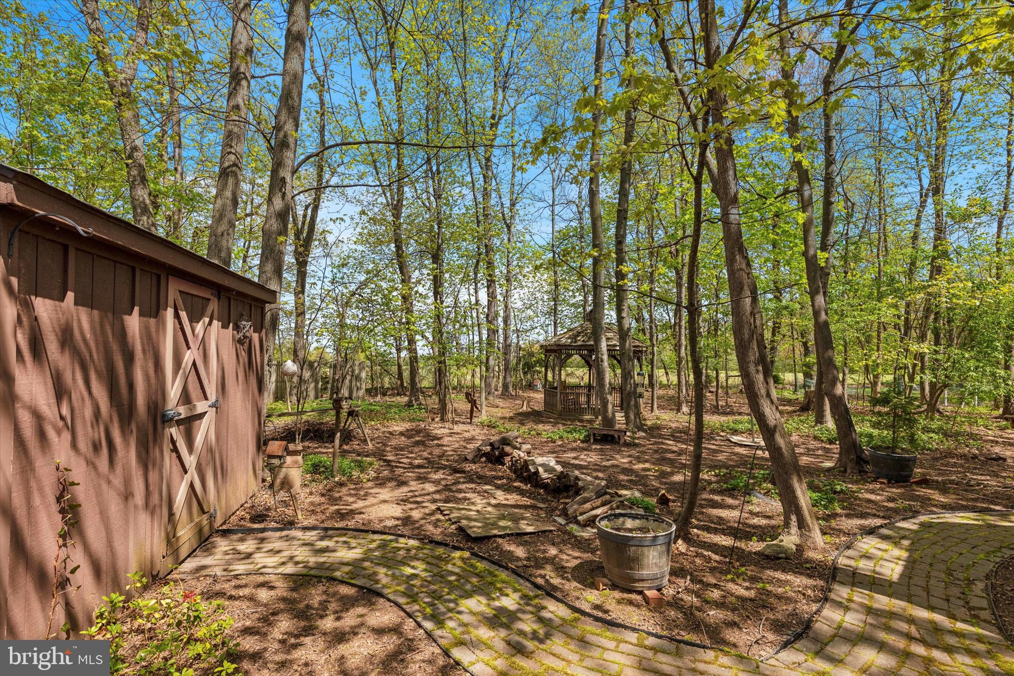 127 OLDE PILGRIM ROAD
