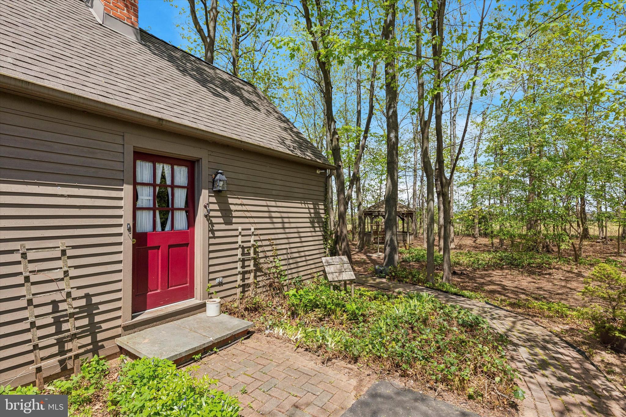 127 OLDE PILGRIM ROAD