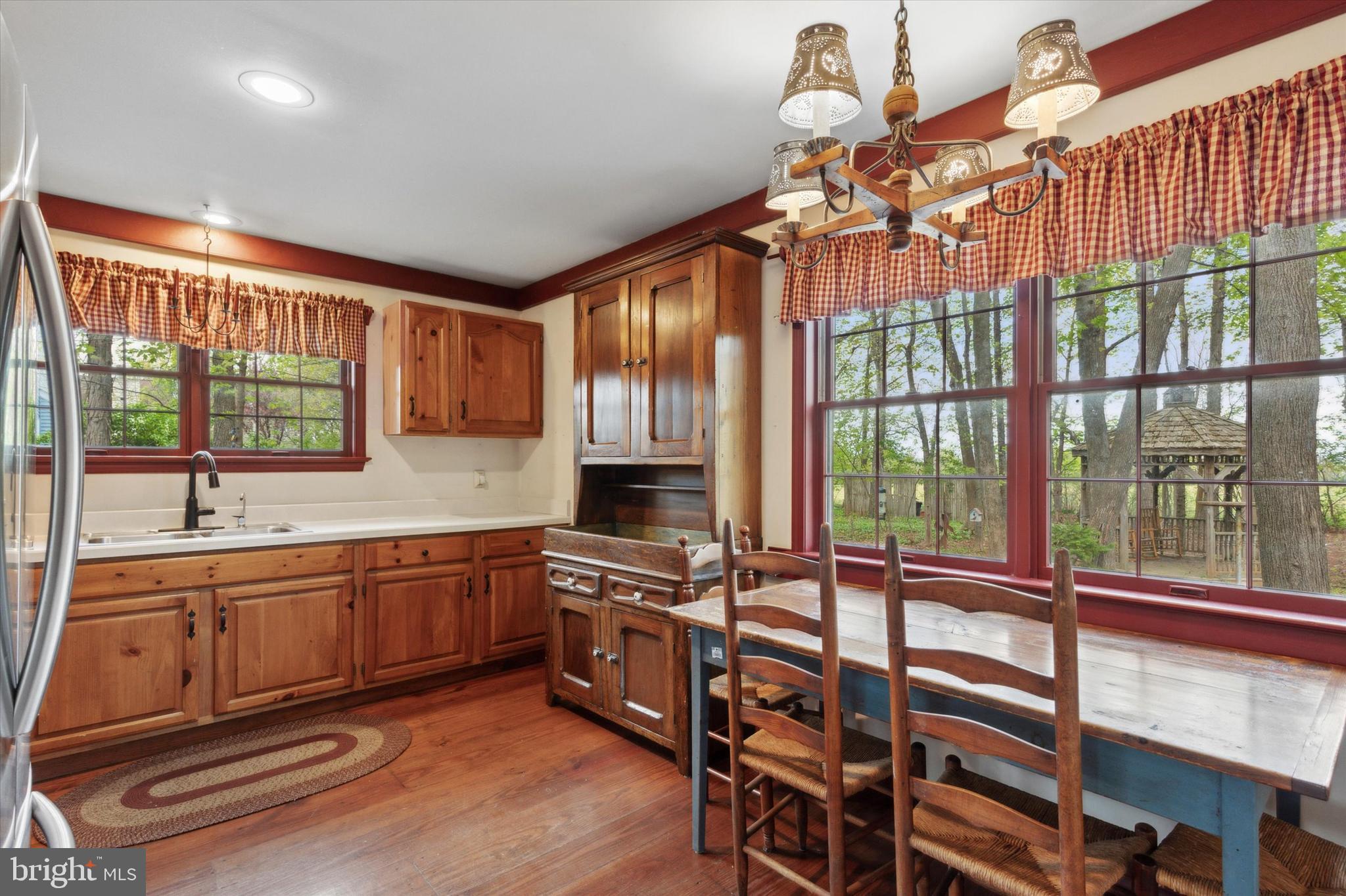 127 OLDE PILGRIM ROAD