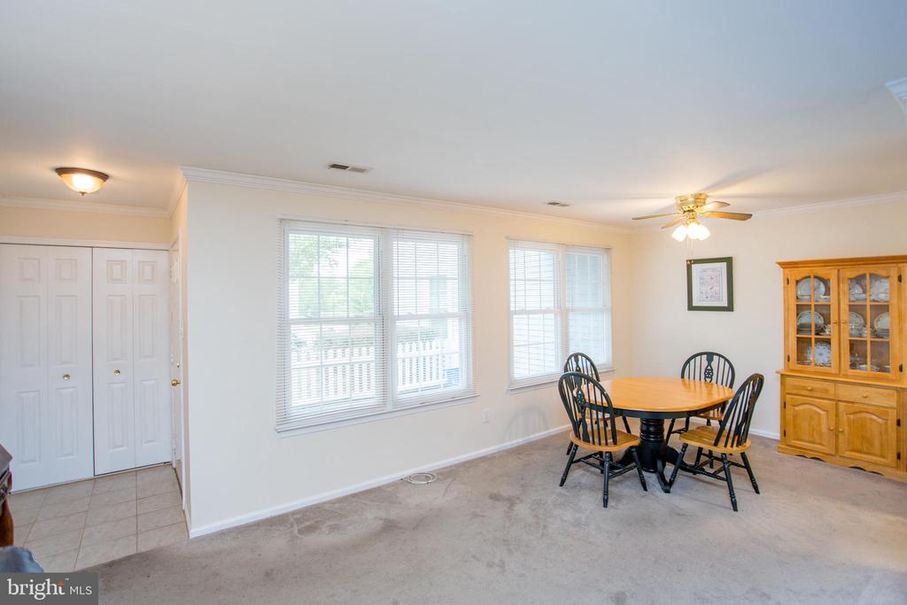 2401 GREENSWARD N A7