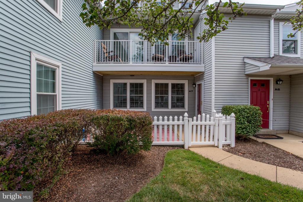 2401 GREENSWARD N A7
