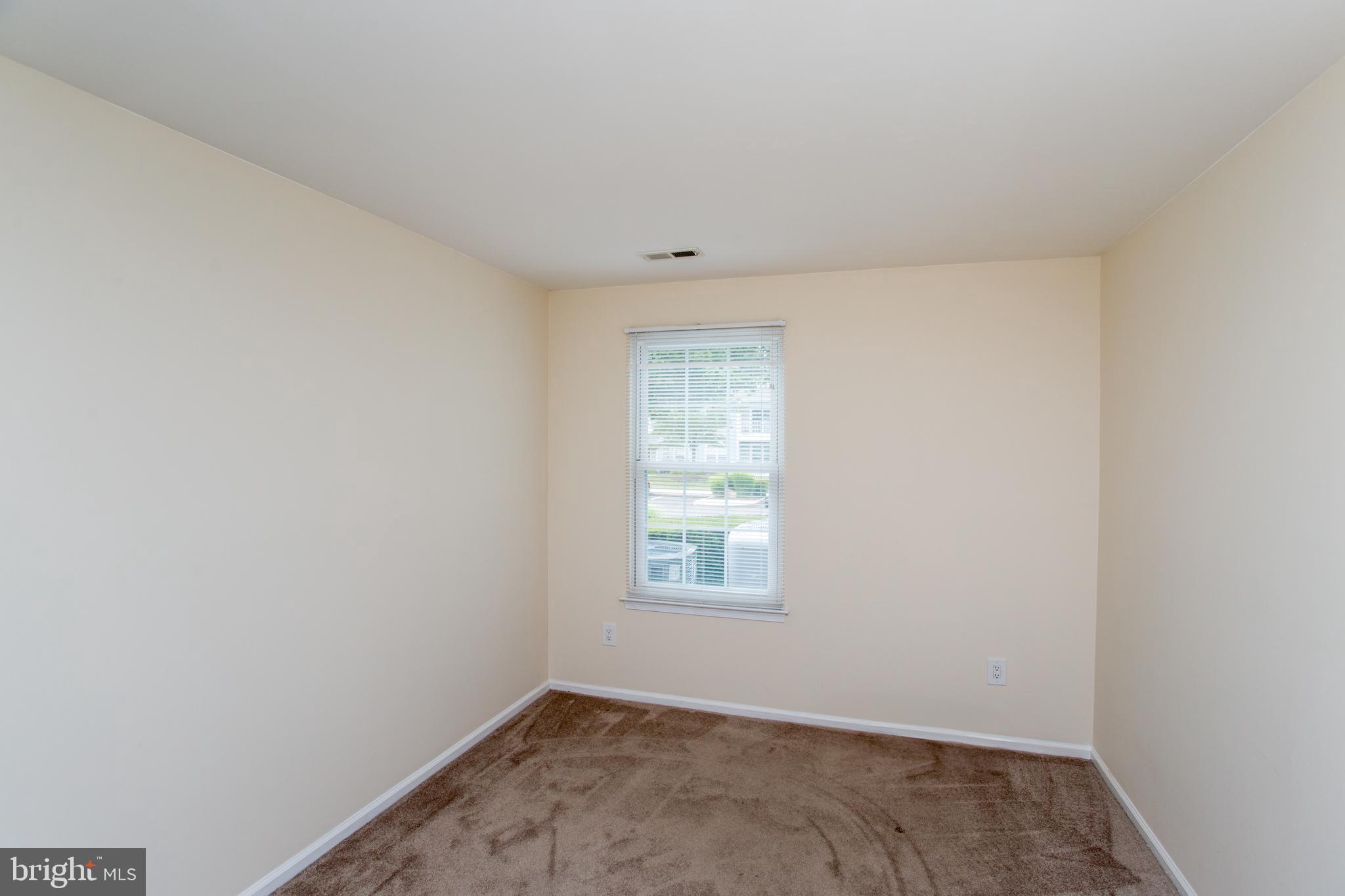 2401 GREENSWARD N A7