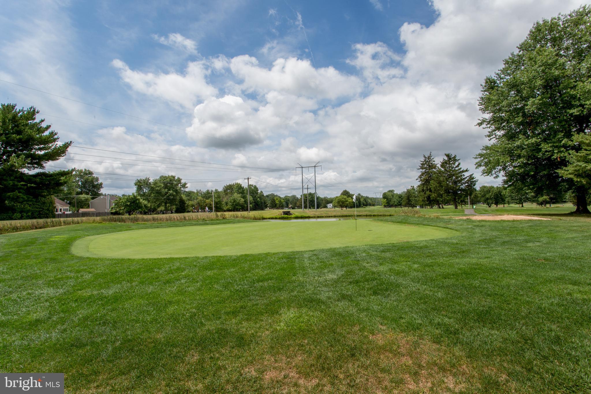 2401 GREENSWARD N A7