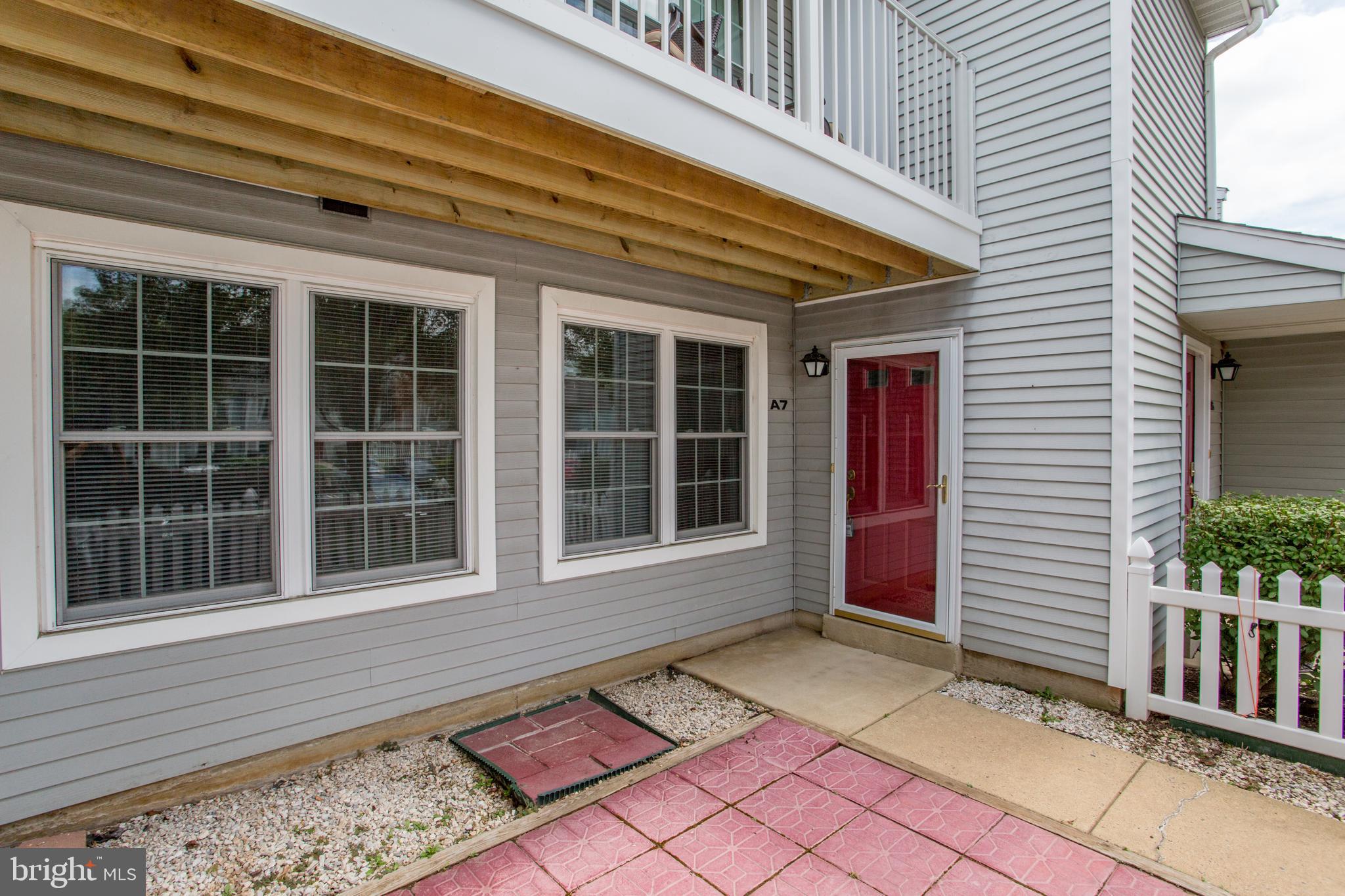 2401 GREENSWARD N A7