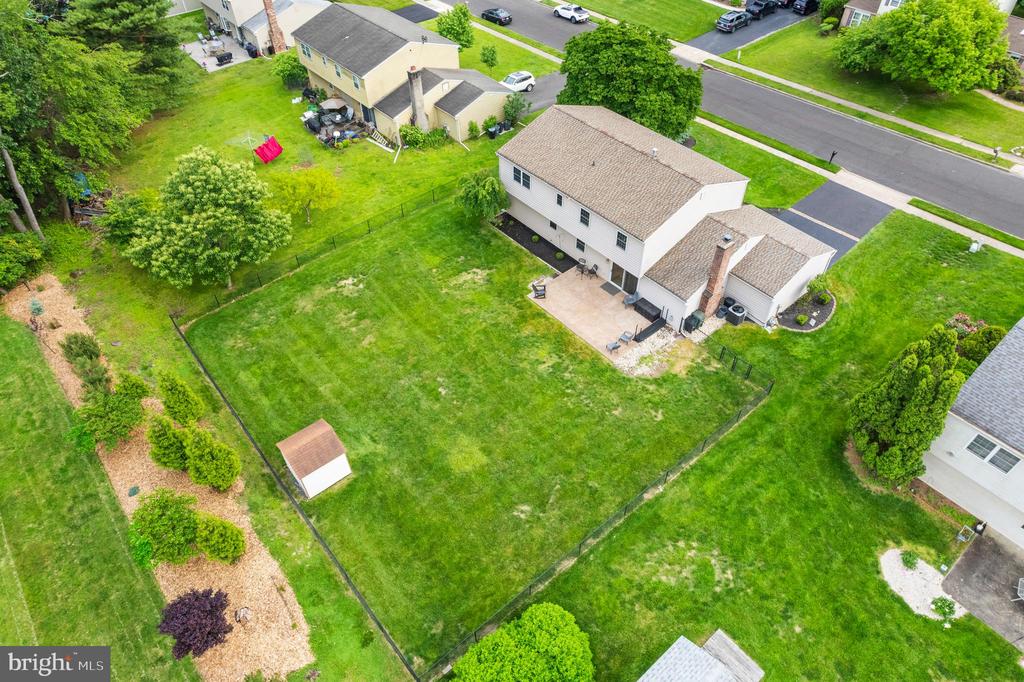 81 KINGSCLERE DRIVE