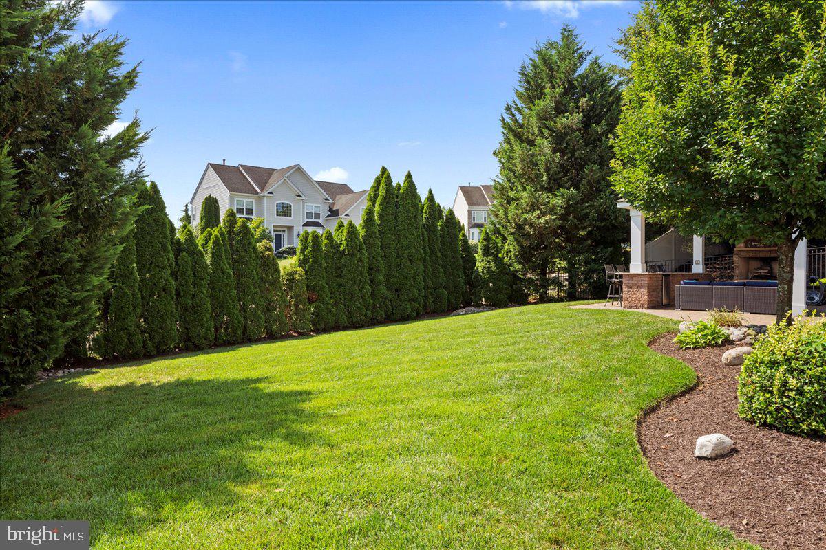 107 COACHLIGHT CIRCLE