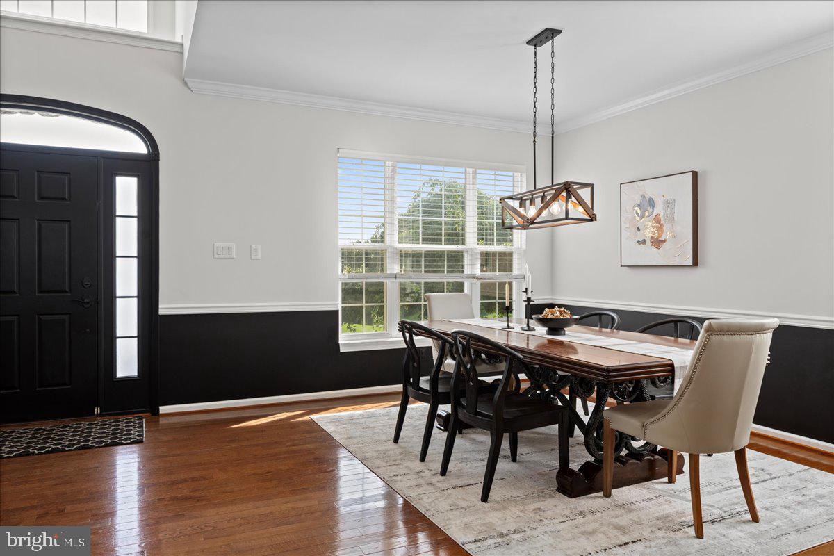 107 COACHLIGHT CIRCLE