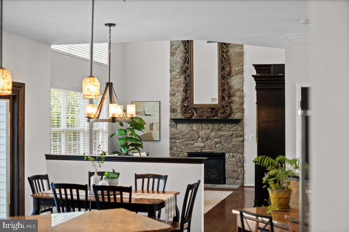 107 COACHLIGHT CIRCLE