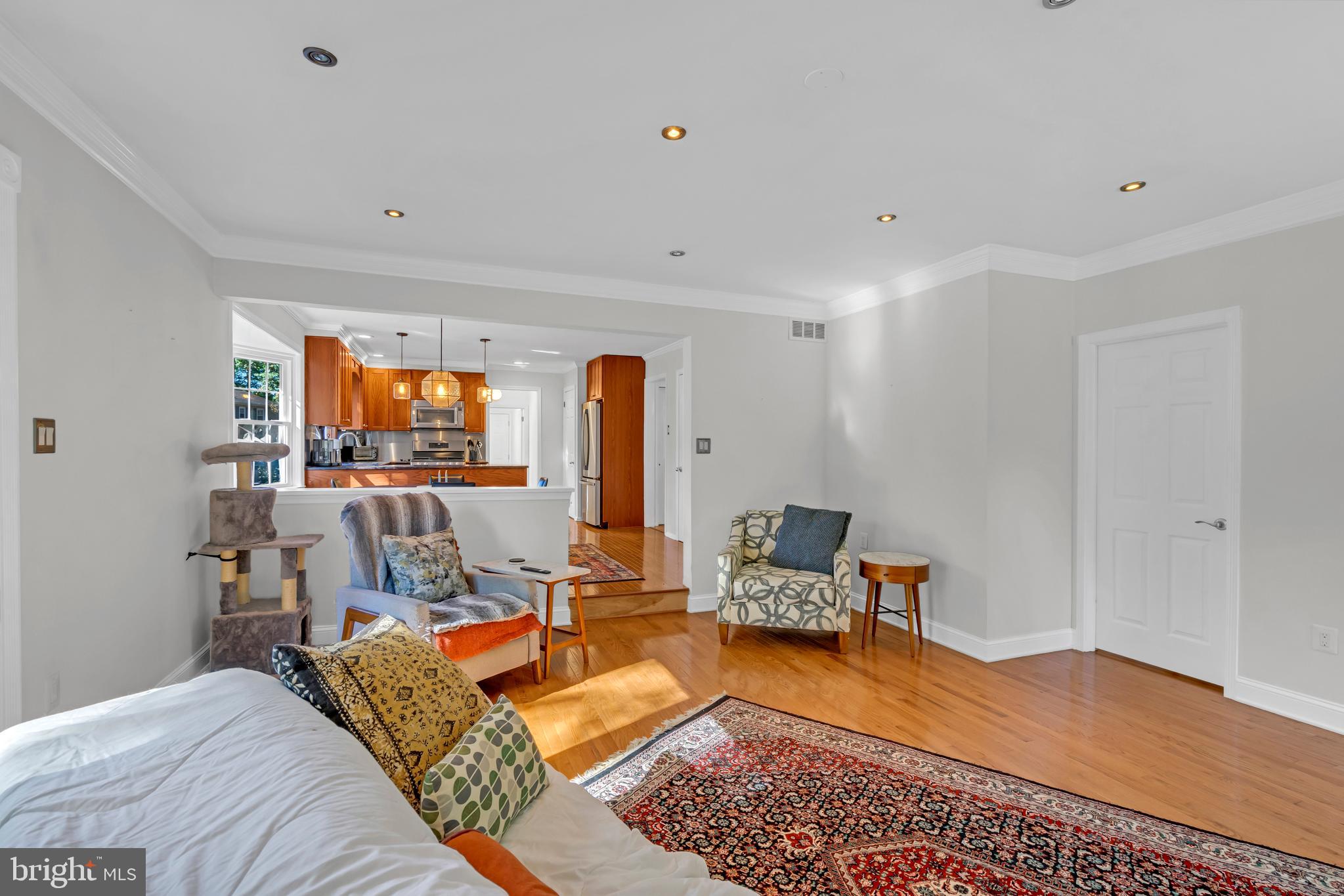 581 NOTTINGHAM DRIVE