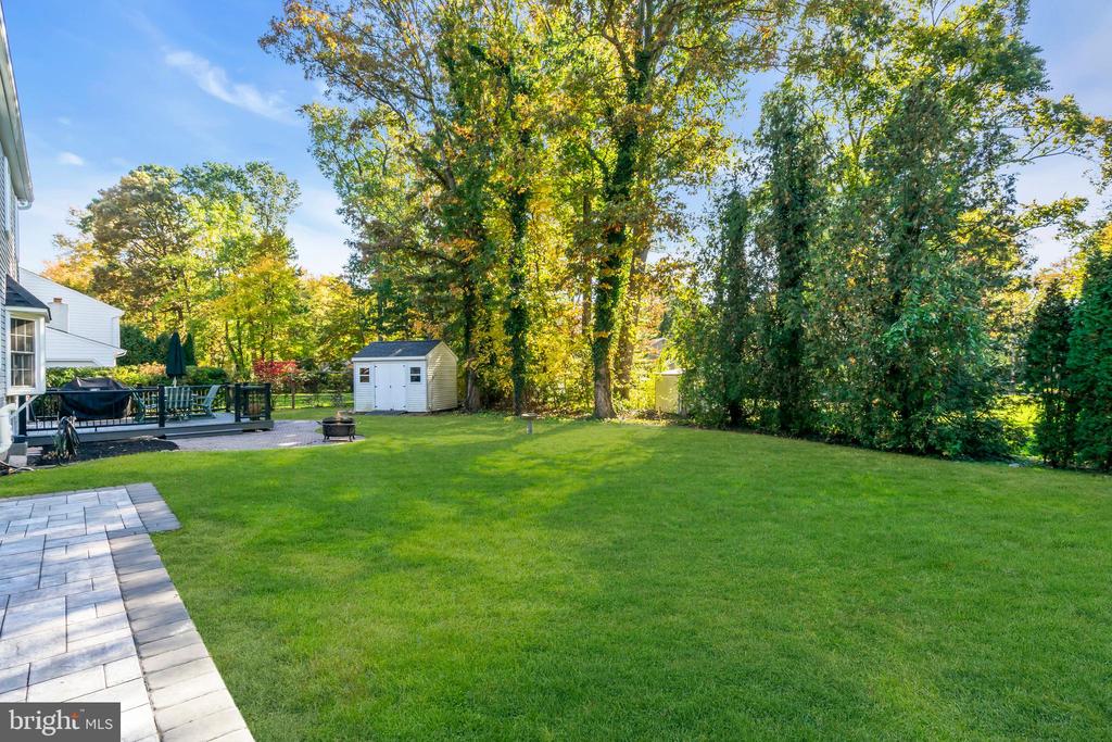 581 NOTTINGHAM DRIVE