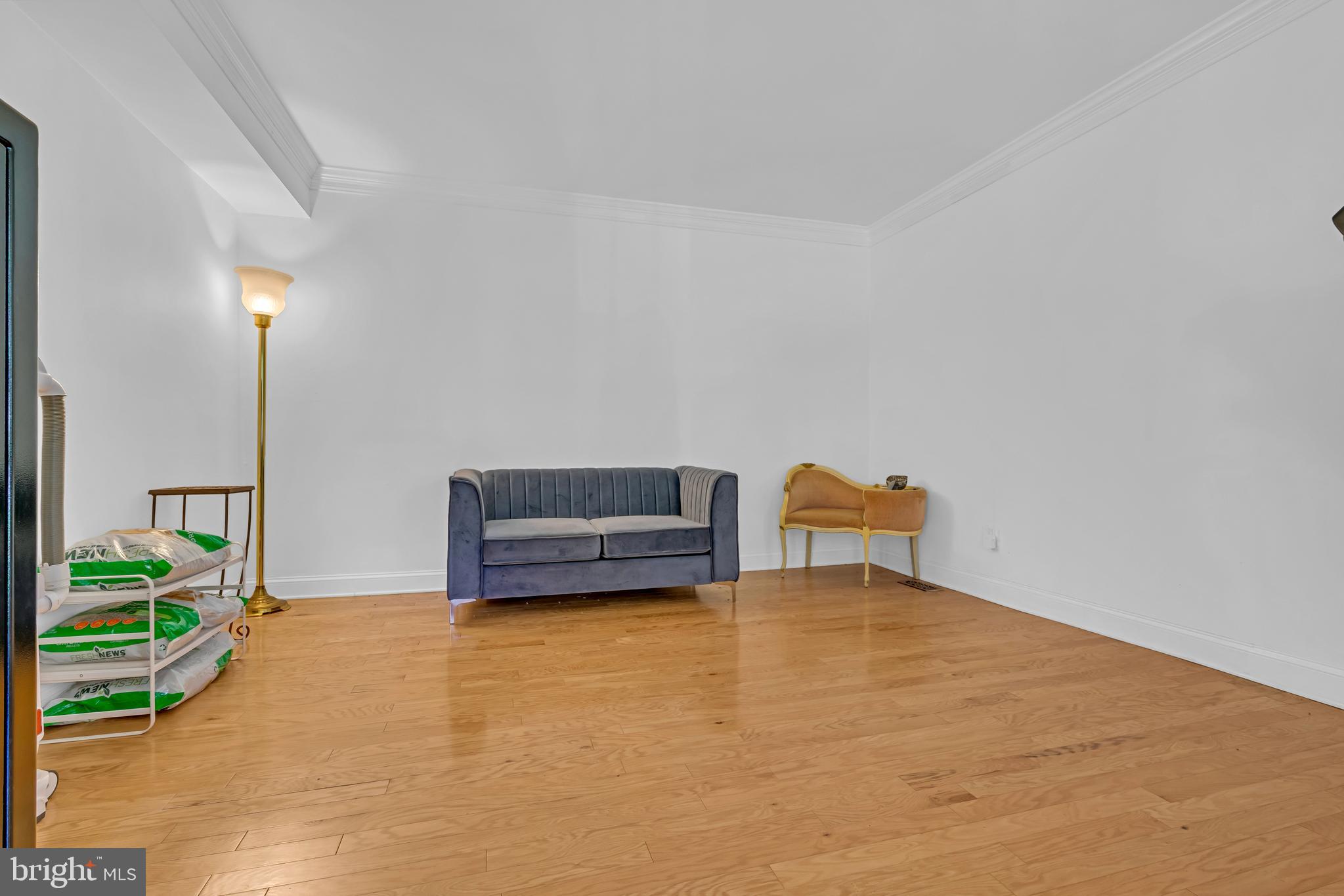 581 NOTTINGHAM DRIVE