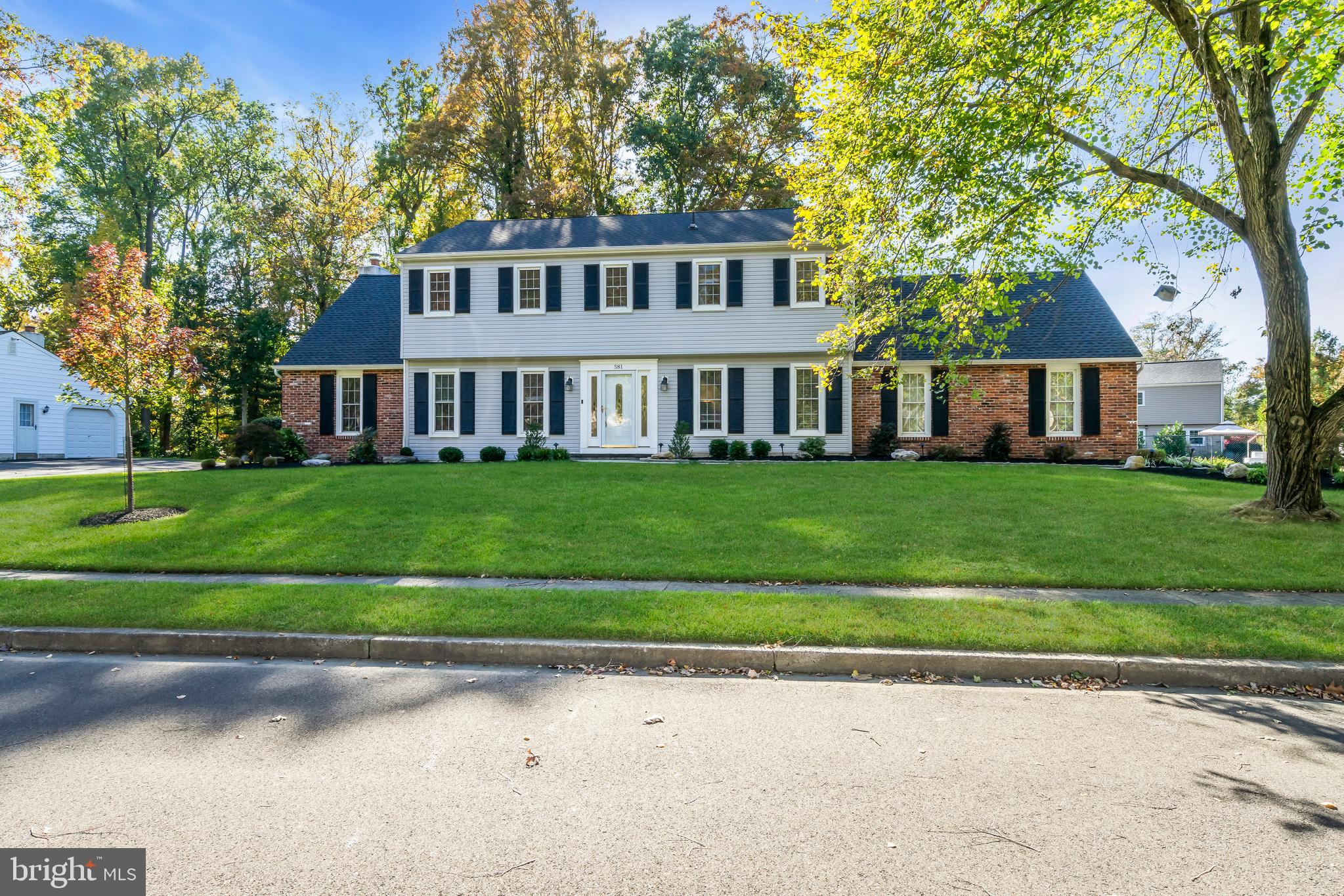 581 NOTTINGHAM DRIVE