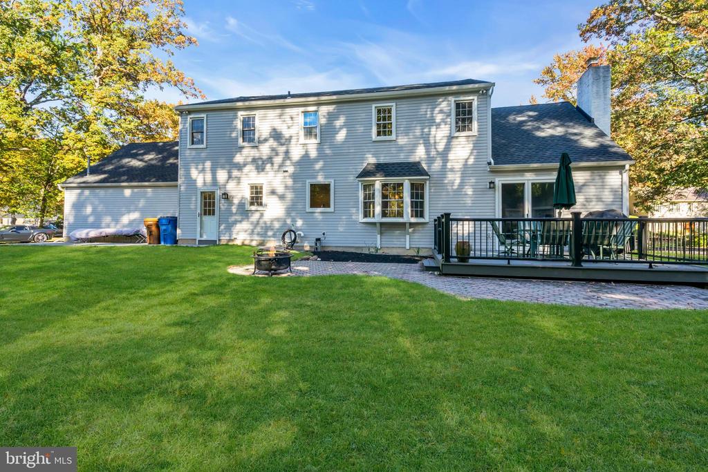 581 NOTTINGHAM DRIVE