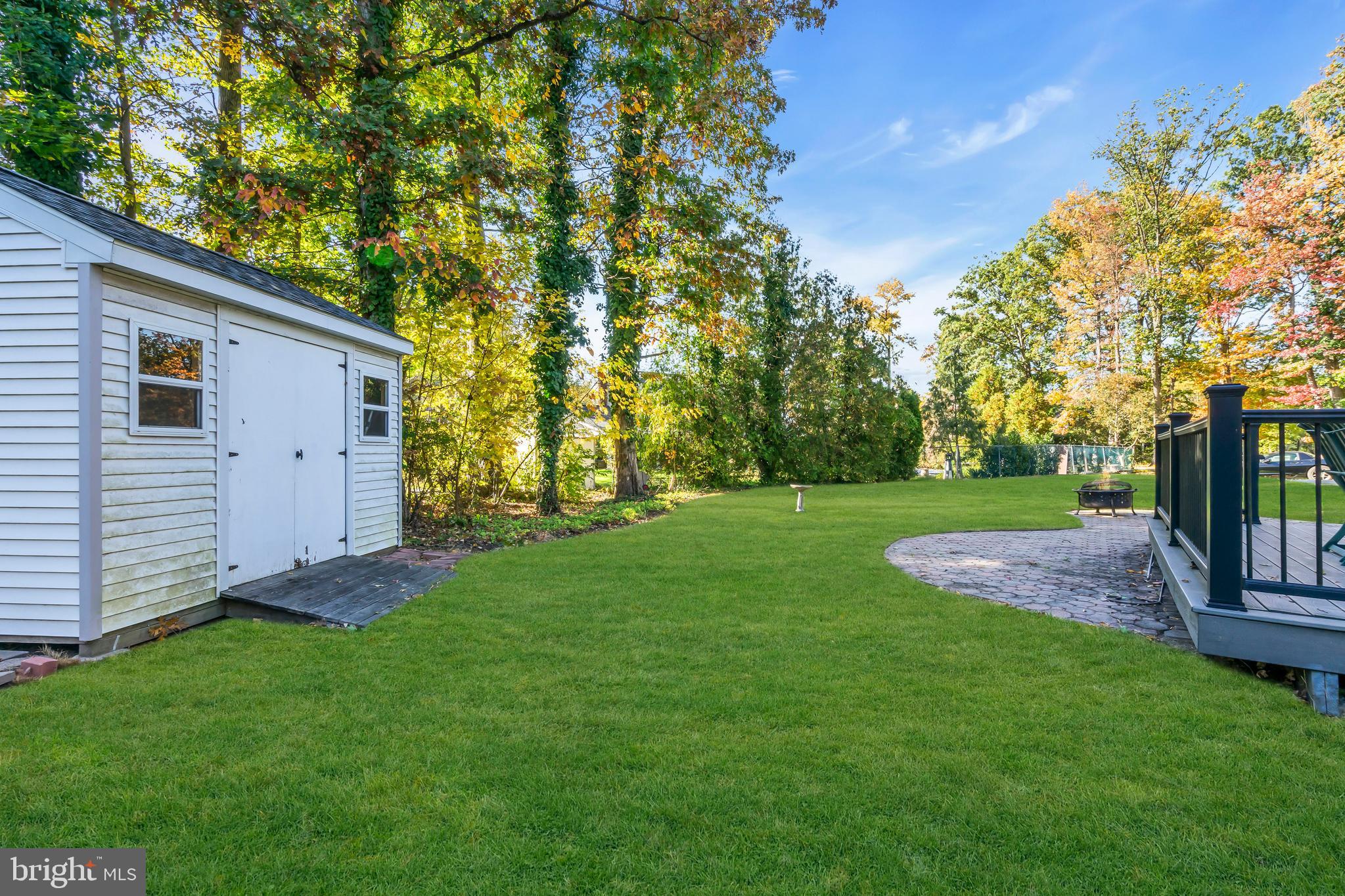 581 NOTTINGHAM DRIVE