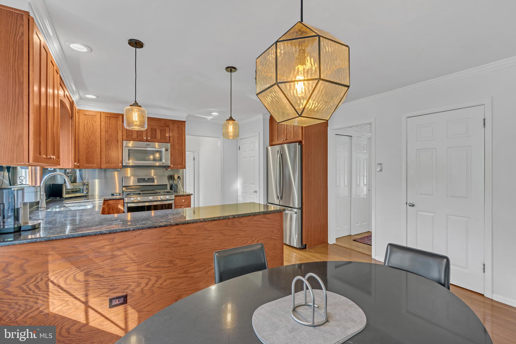 581 NOTTINGHAM DRIVE