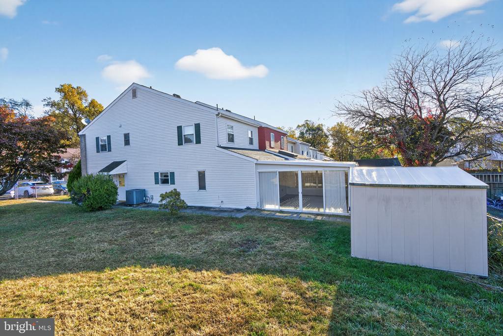 1398 ARUNDEL WAY