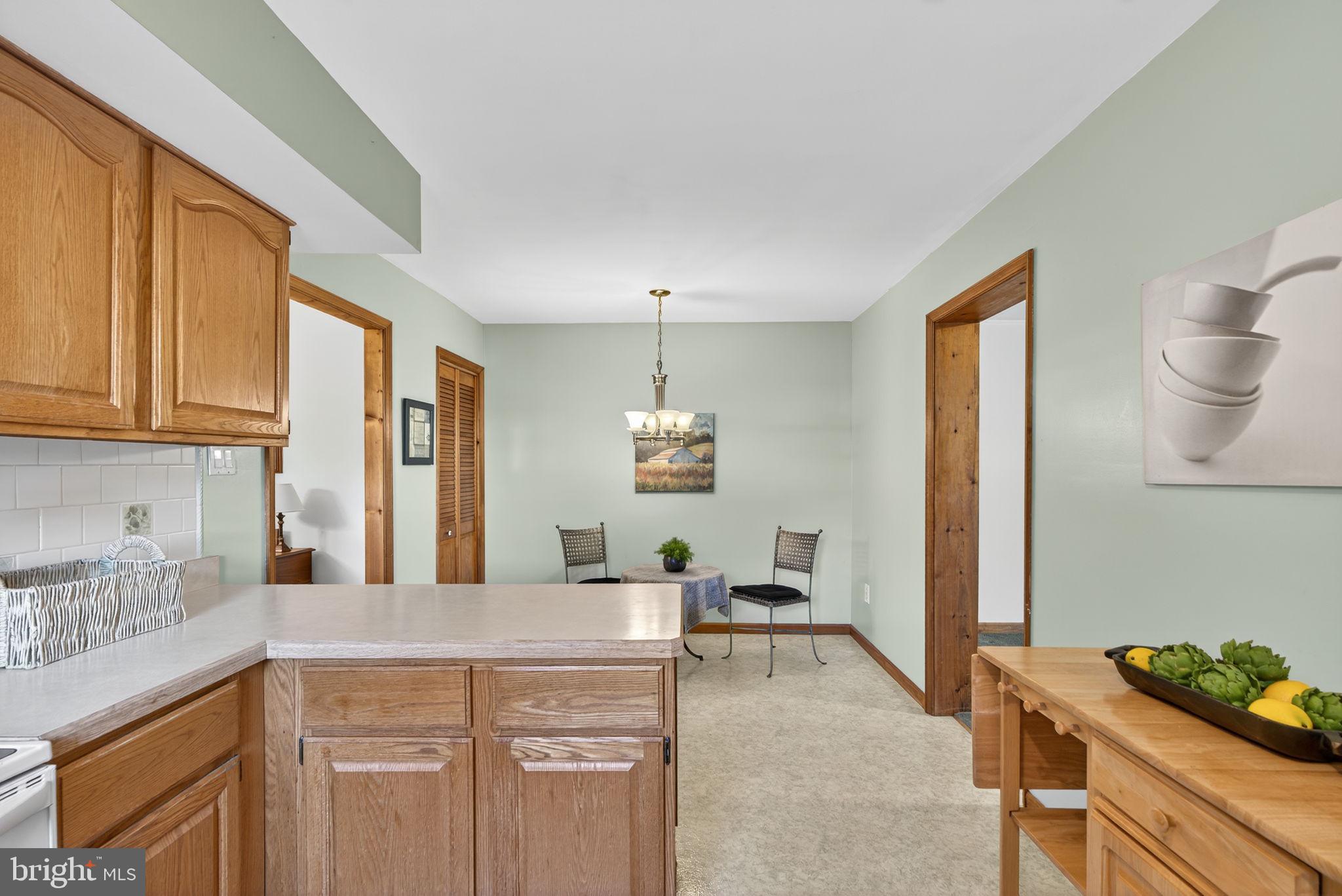 1398 ARUNDEL WAY