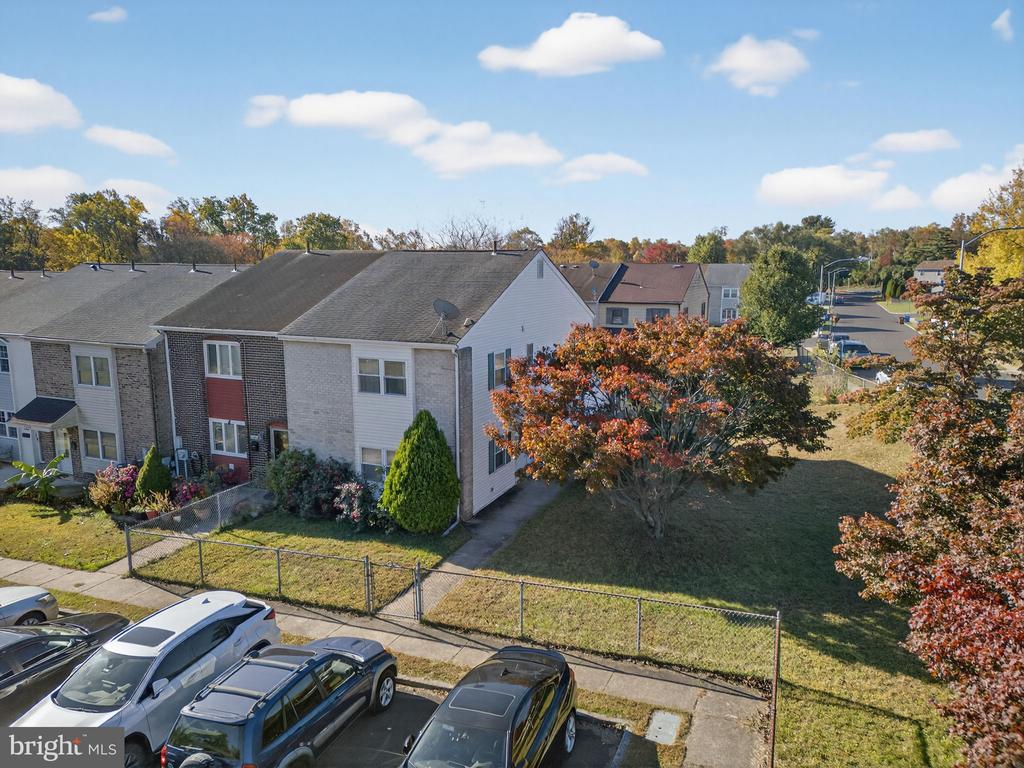 1398 ARUNDEL WAY