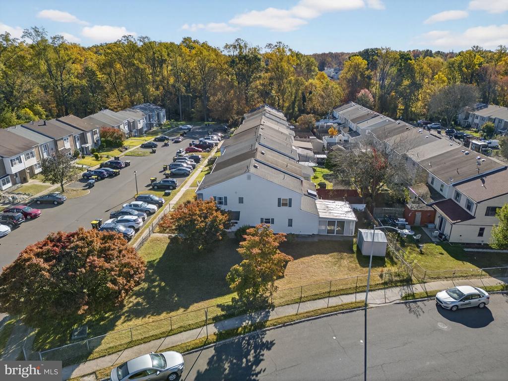 1398 ARUNDEL WAY