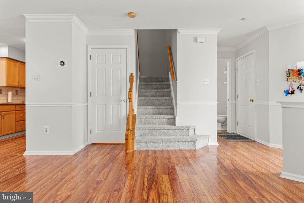 807 SHERRICK COURT