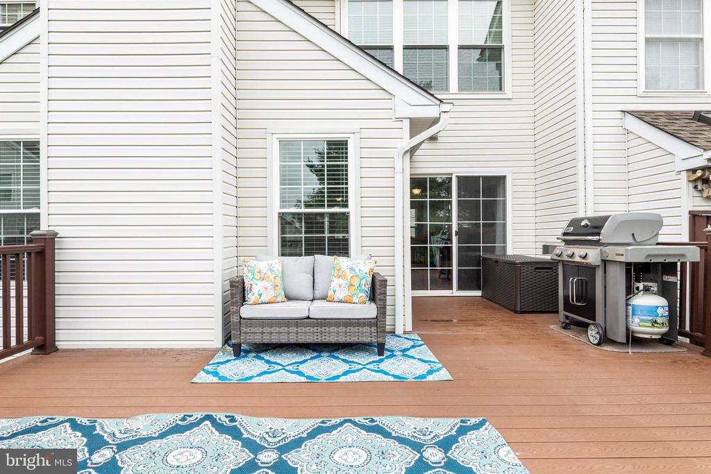 807 SHERRICK COURT