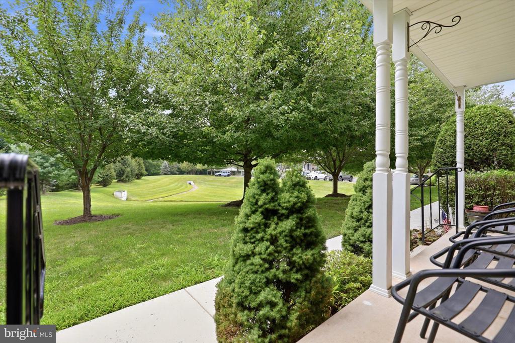 2009 CREEKSIDE COURT Unit: 28