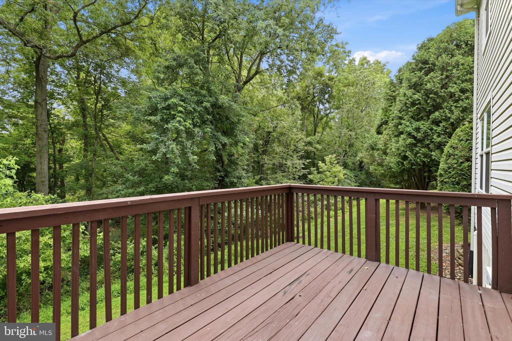 2009 CREEKSIDE COURT Unit: 28