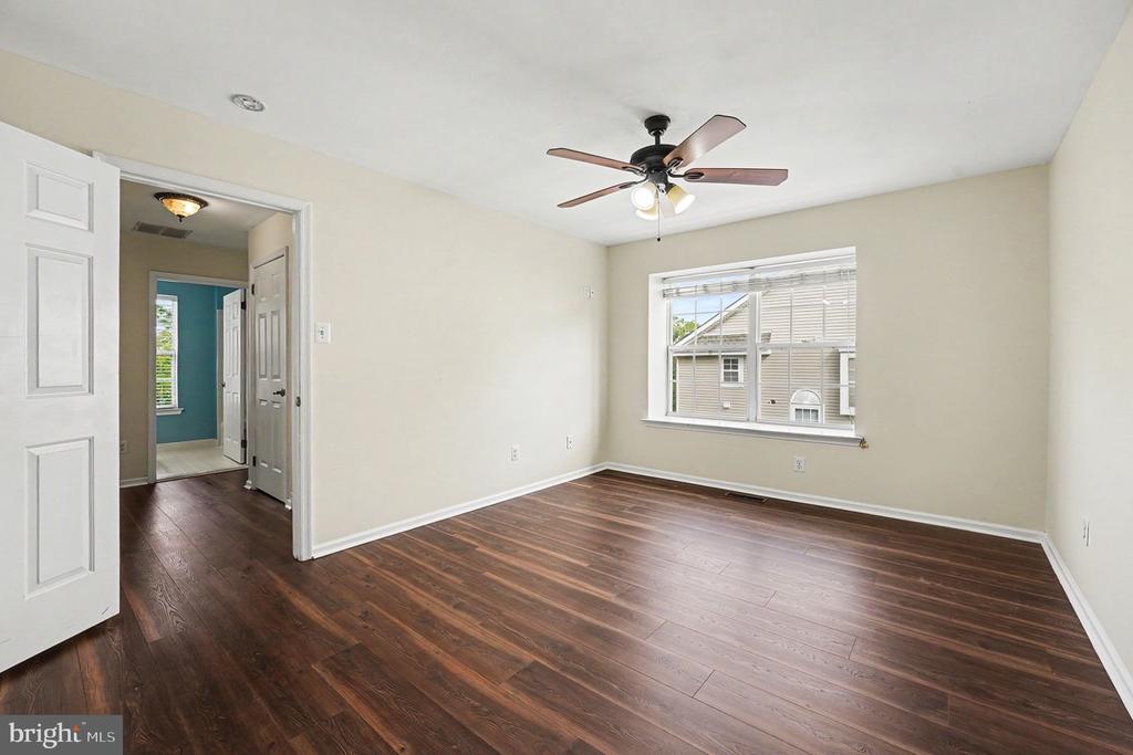 1426 ANGELA COURT