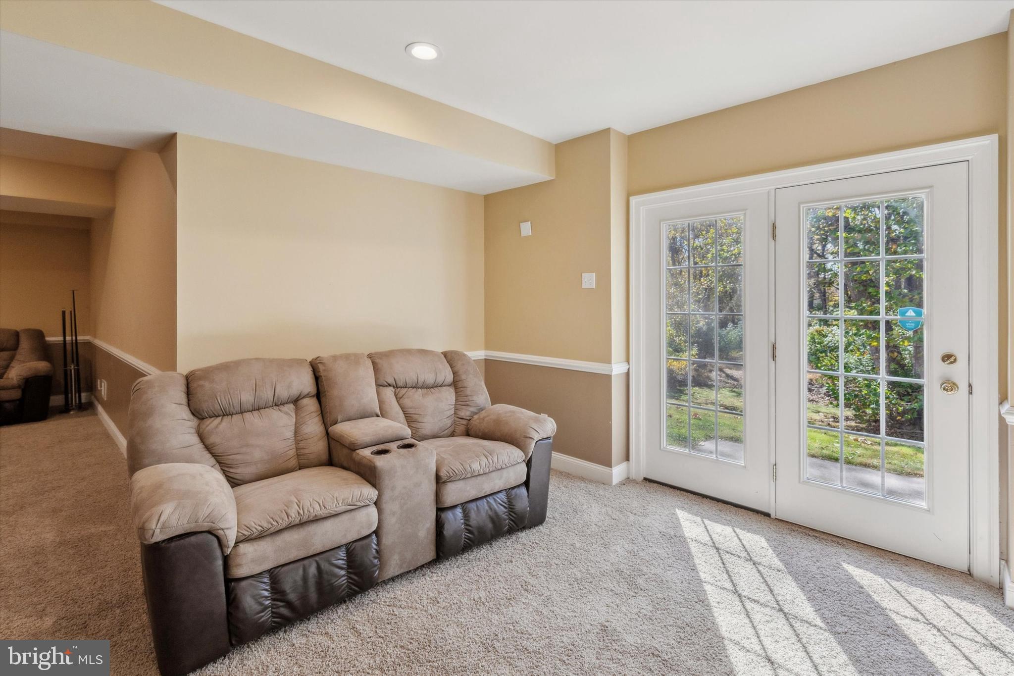 1476 E STONINGTON DRIVE